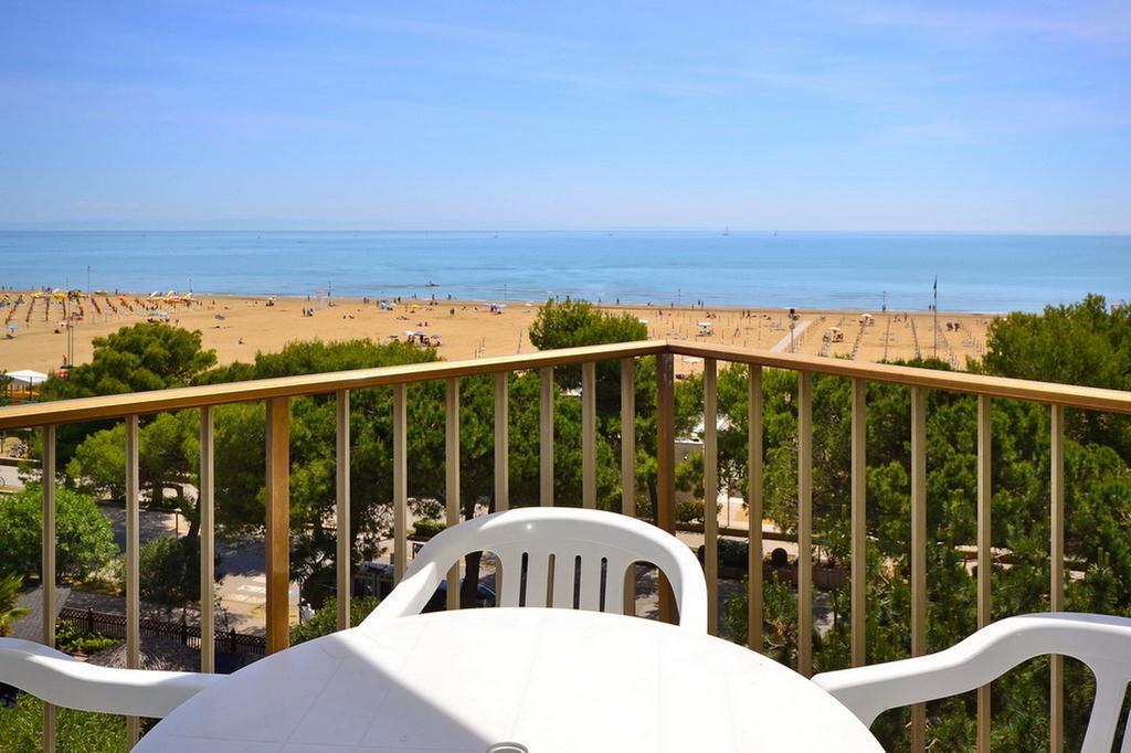 International Seaview Apartments Lignano Sabbiadoro Quarto foto